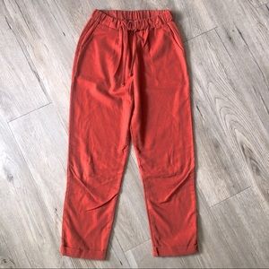Lightweight Linen Blend Jogger
